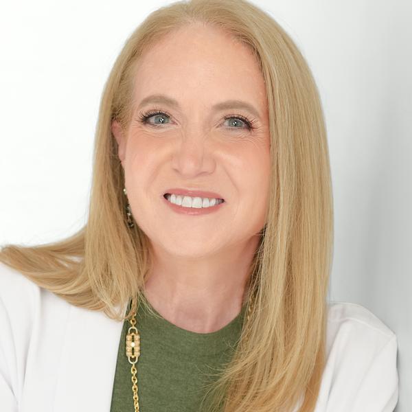 Kate Isselbacher - 70 Hastings Street, Wellesley, MA, USA, Wellesley, Massachusetts, 2481